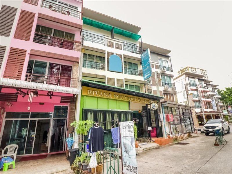 Oyo 146 Rivana Boutique By Sandara Pattaya Exteriör bild