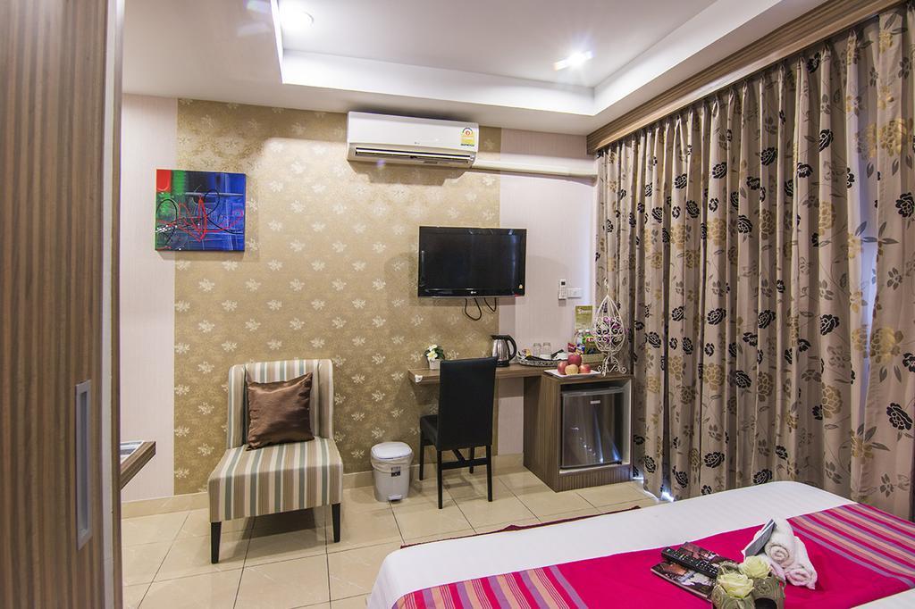 Oyo 146 Rivana Boutique By Sandara Pattaya Rum bild