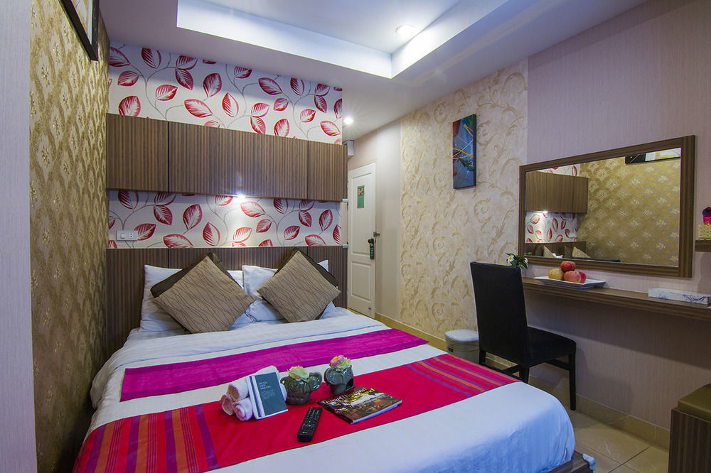 Oyo 146 Rivana Boutique By Sandara Pattaya Exteriör bild