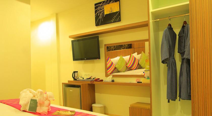 Oyo 146 Rivana Boutique By Sandara Pattaya Rum bild